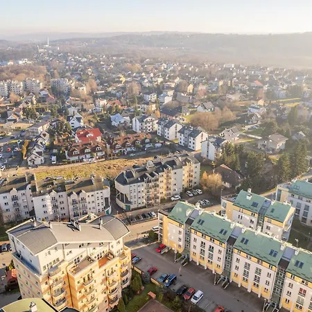 Podgorze Duchackie - Parking, Parks Nearby - By Rentujemy Апартаменты